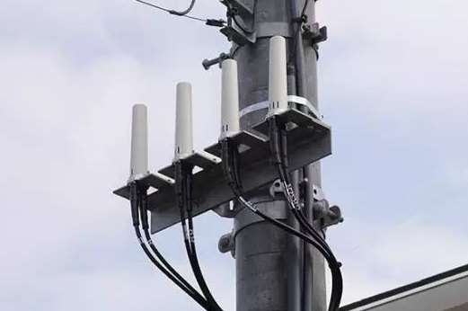 线缆生产厂家：信号塔上有多种线缆有什么用